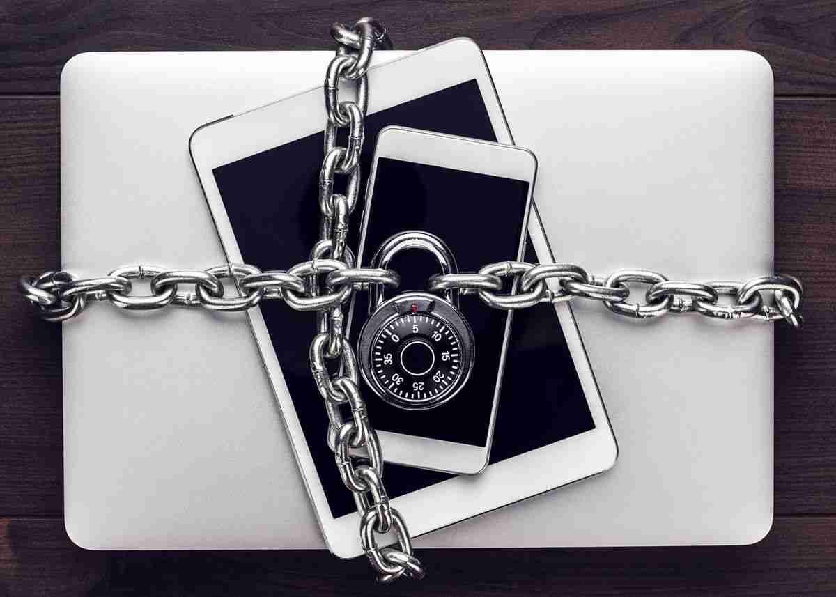 Segurança na internet: faça o download da cartilha para toda a família!